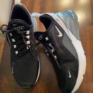 Nike 270 women’s Air Max